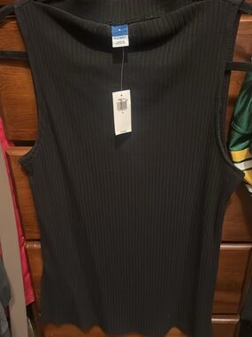Old Navy Black Ribbed High-Neck Sleeveless Tank